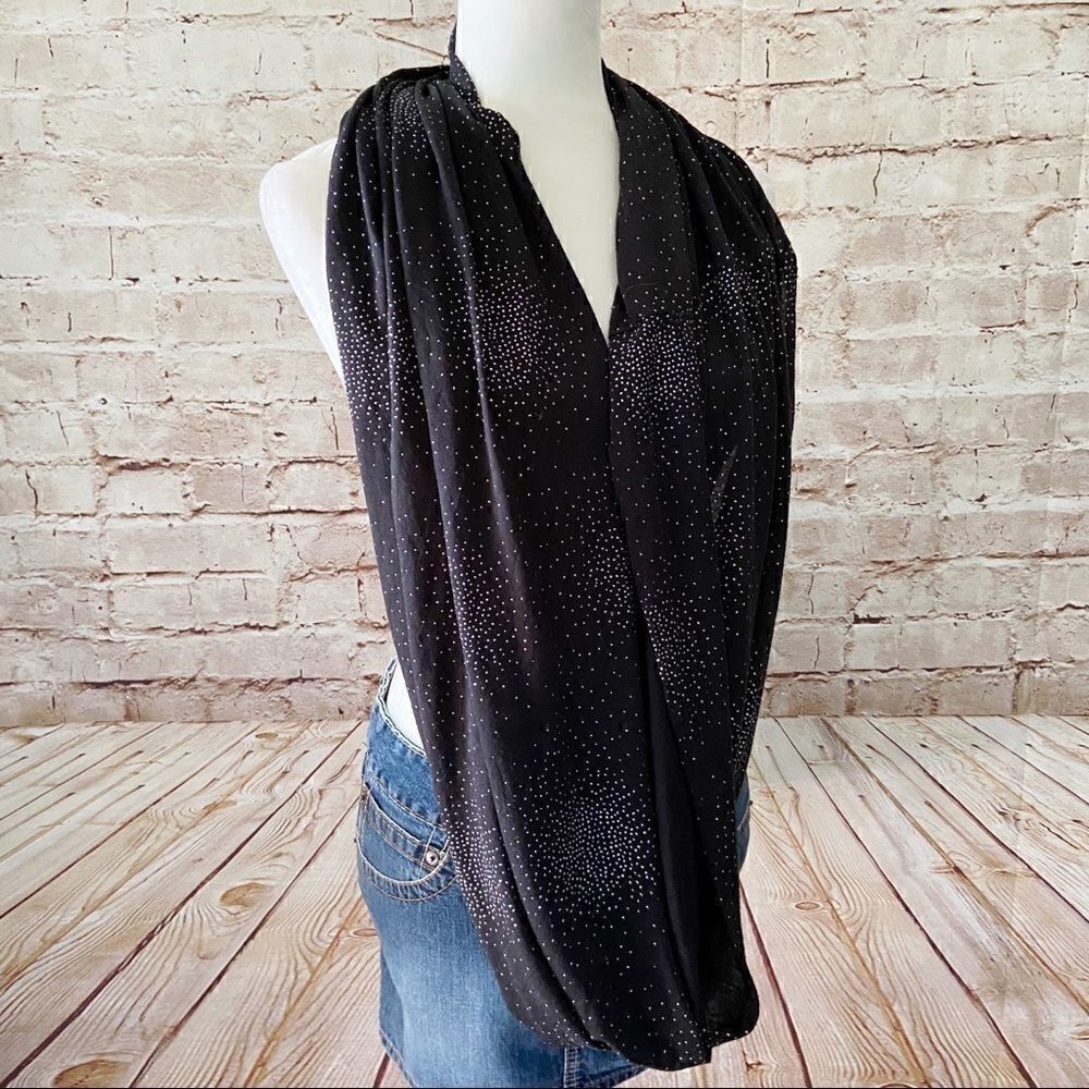Steve Madden glitter sparkle infinity knit scarf